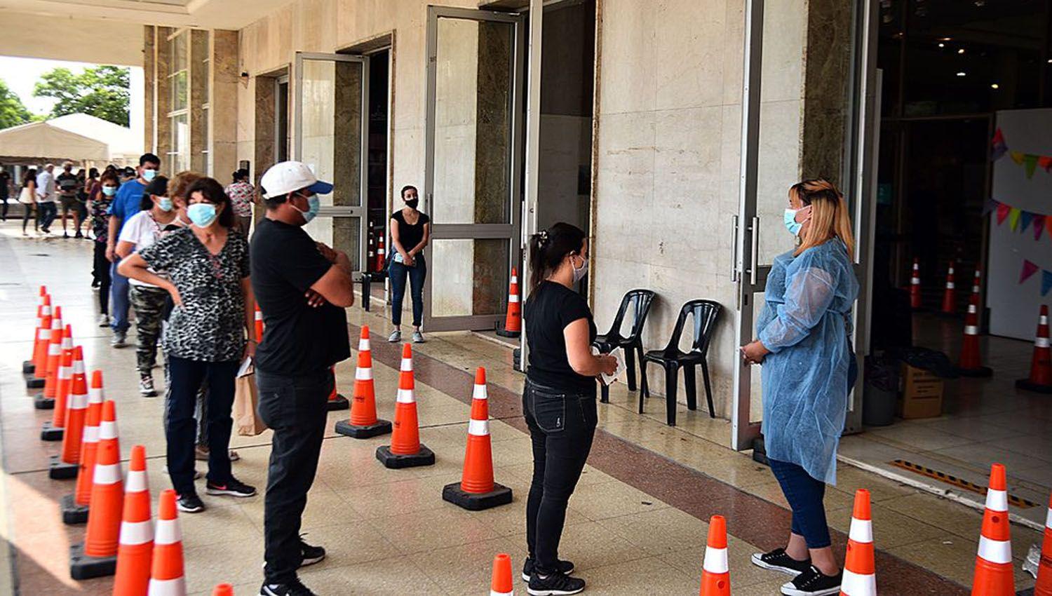 Santiago del Estero registroacute cuatro fallecimientos y 100 nuevos casos en las uacuteltimas 24 horas