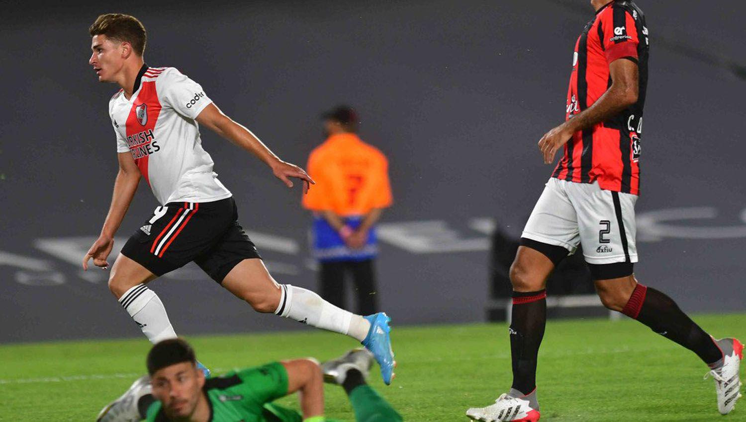 Juliaacuten Alvaacuterez- En nuestra cancha nos sentimos muy coacutemodos