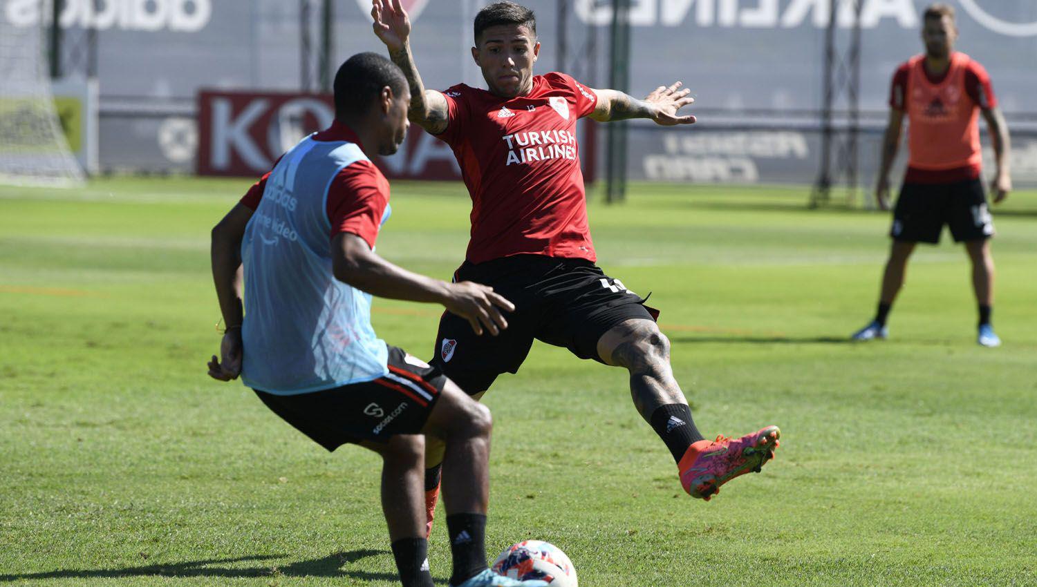 De La Cruz o Palavecino la duda de Gallardo para el once inicial