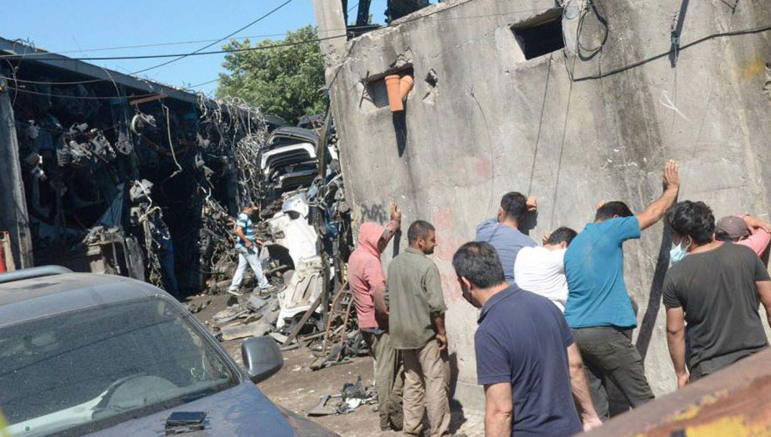 Triangulariacutean autos robados entre Santiago Sta Fe y BsAs