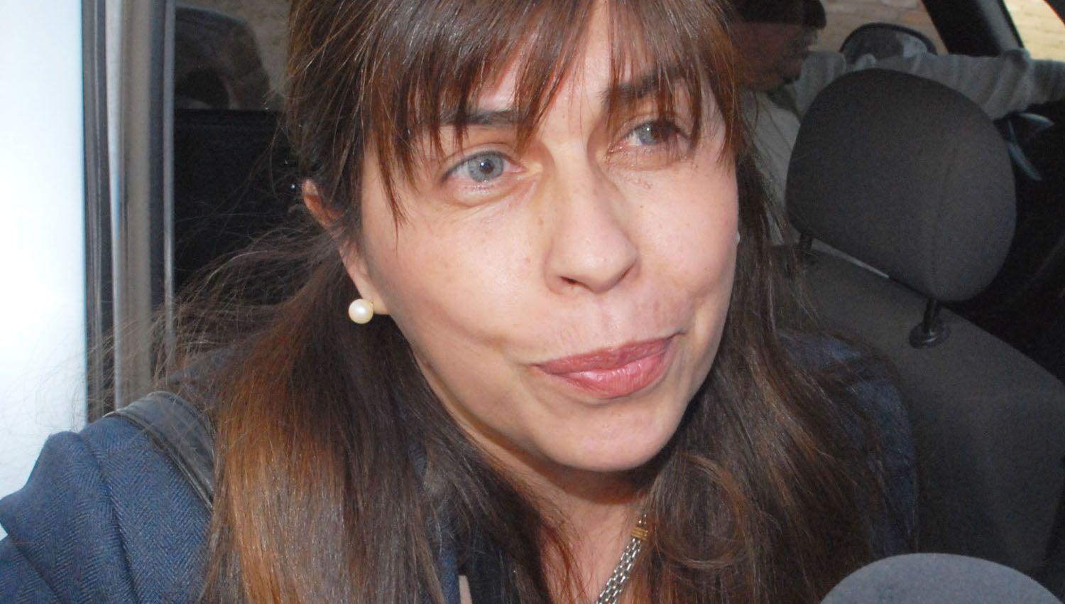 Prisioacuten preventiva para sujeto por abusar y embarazar a su propia hija con esquizofrenia paranoide