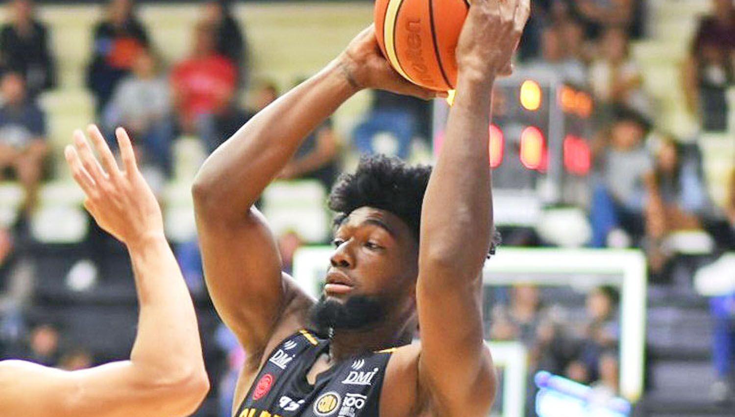 Oliacutempico cayoacute ante Platense