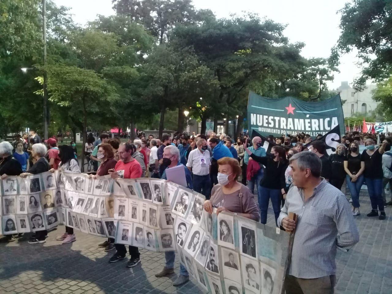 FOTOS- Santiago del Estero tambieacuten marchoacute por la Memoria la Verdad y la Justicia
