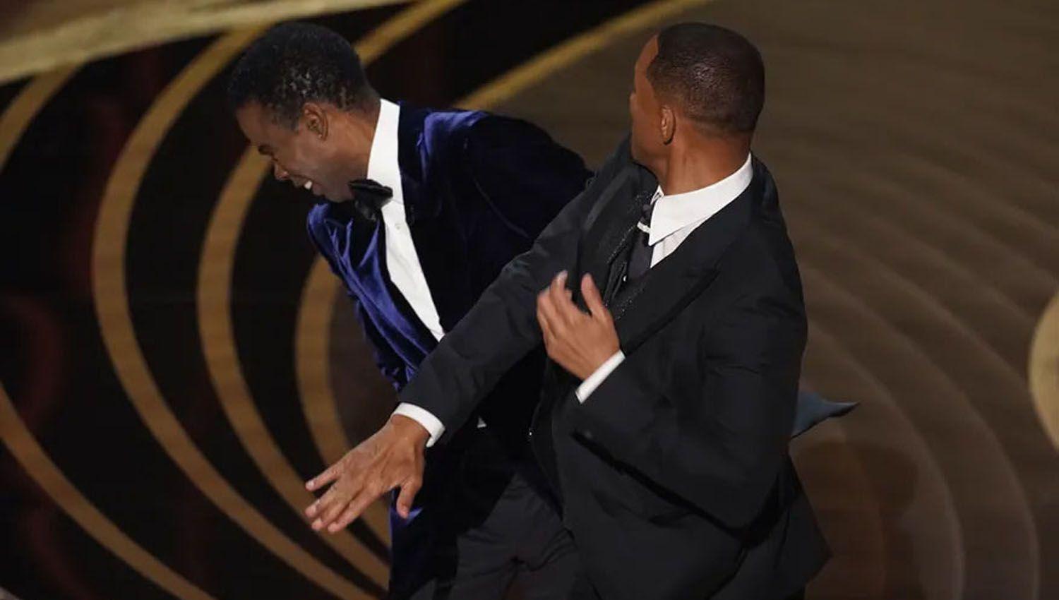 VIDEO Will Smith le pegoacute un cachetazo e insultoacute a Chris Rock