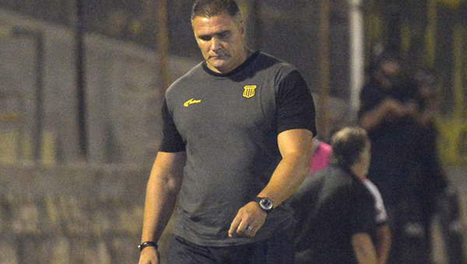 ldquoCachordquo Sialle dejoacute de ser el entrenador de Mitre