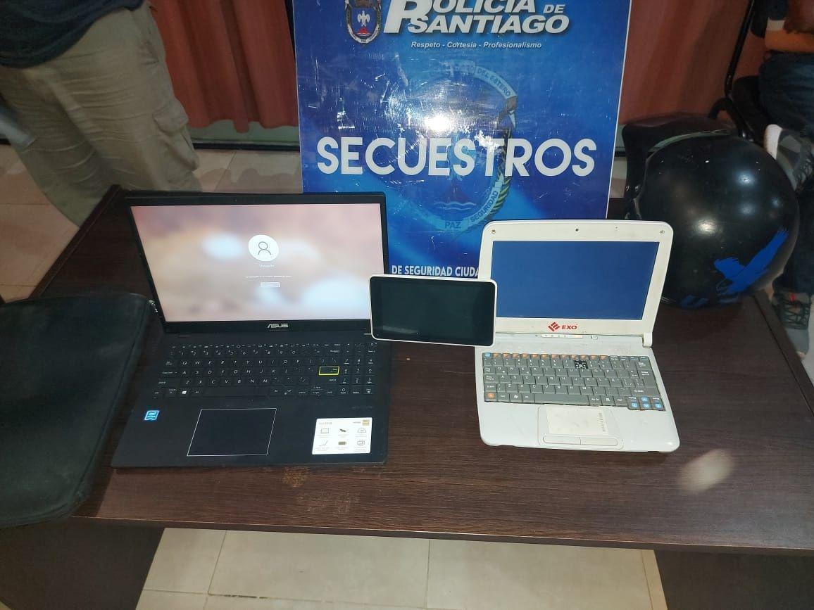 Vio a la policiacutea y arrojoacute a la calle dos notebooks y una Tablet que habiacutea robado