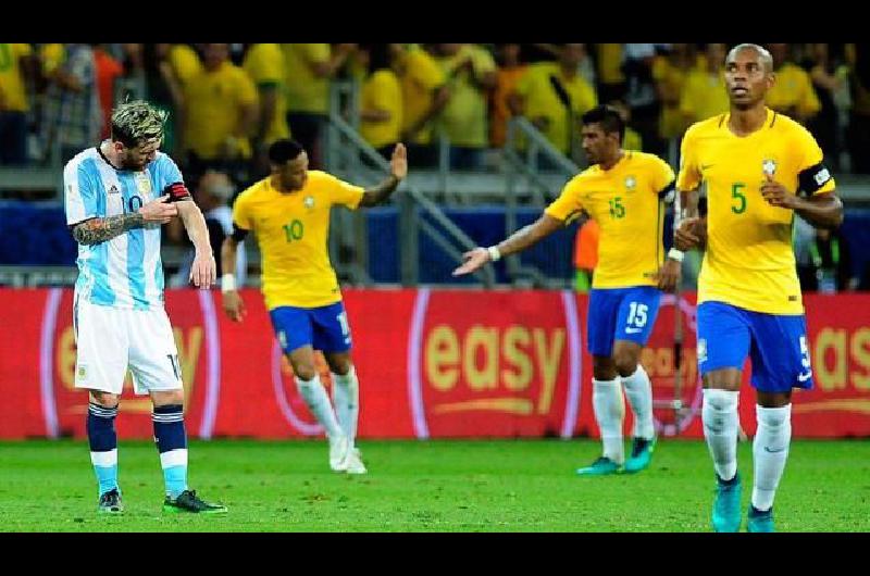 Brasil pretende jugar en Australia el claacutesico pendiente de las Eliminatorias ante Argentina
