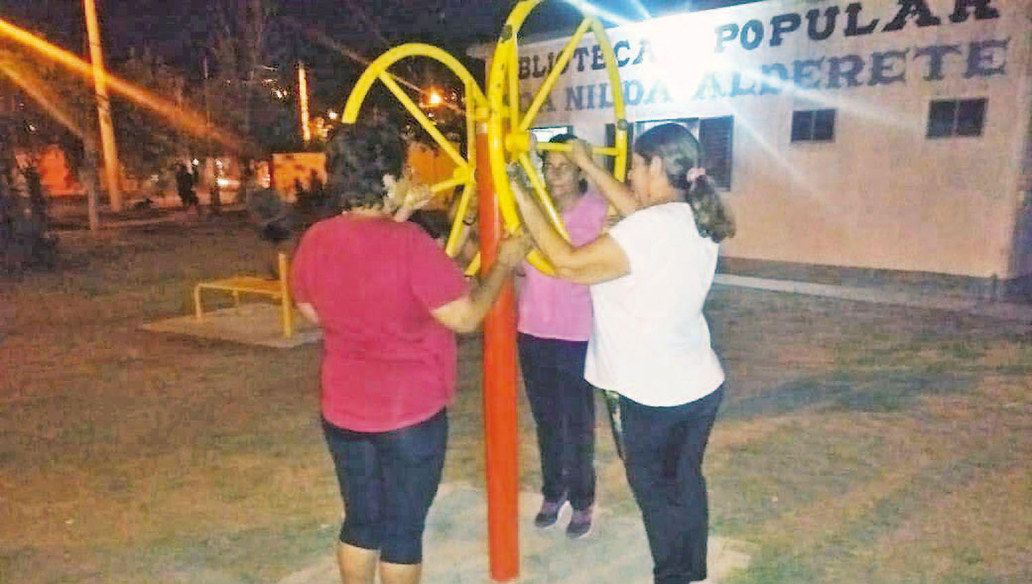Inician refuncionalizacioacuten de una plaza del barrio San Fernando