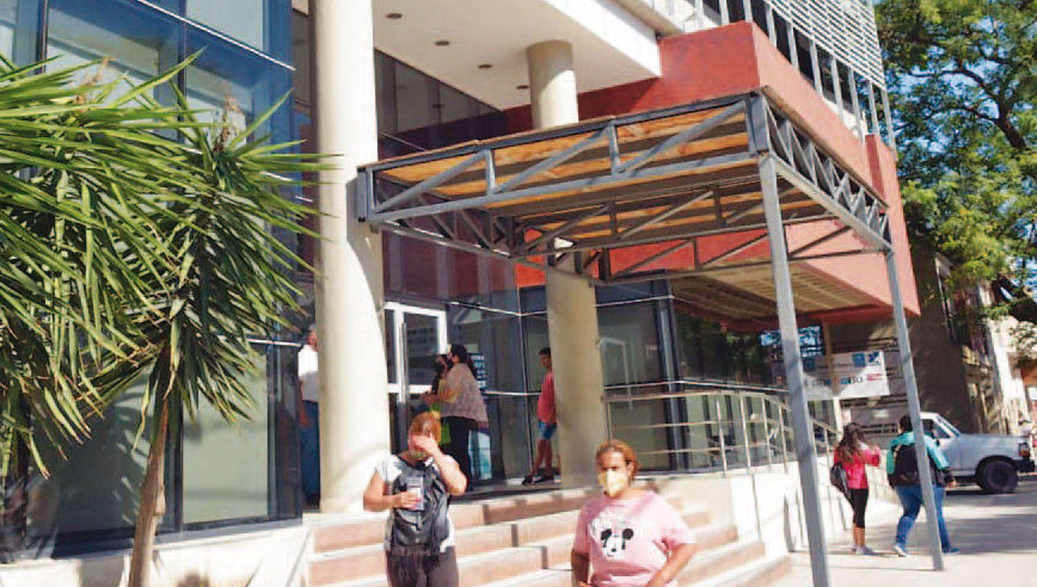 Peritan celulares por 52 dosis de vacunas ldquoperdidasrdquo