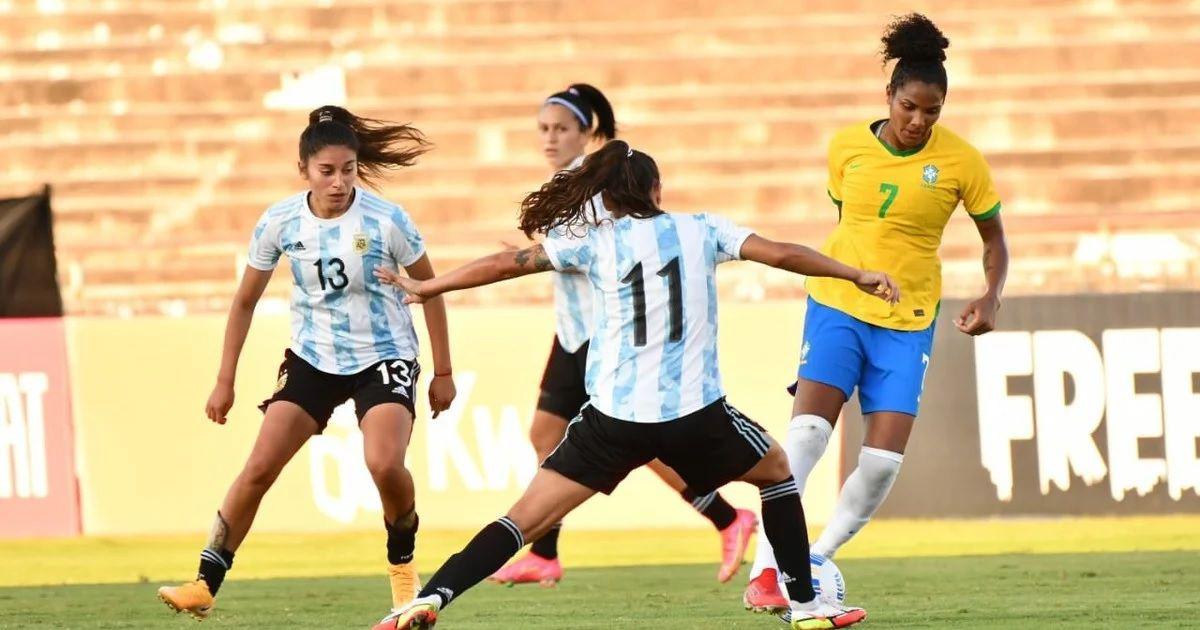 Argentina y Brasil se enfrentaraacuten otra vez por la Copa Ameacuterica pero de selecciones femeninas
