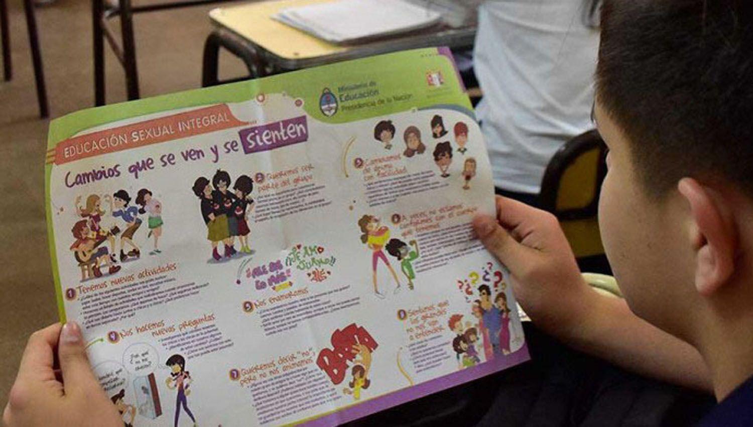 Iniciaraacuten la formacioacuten docente permanente a distancia en ESI