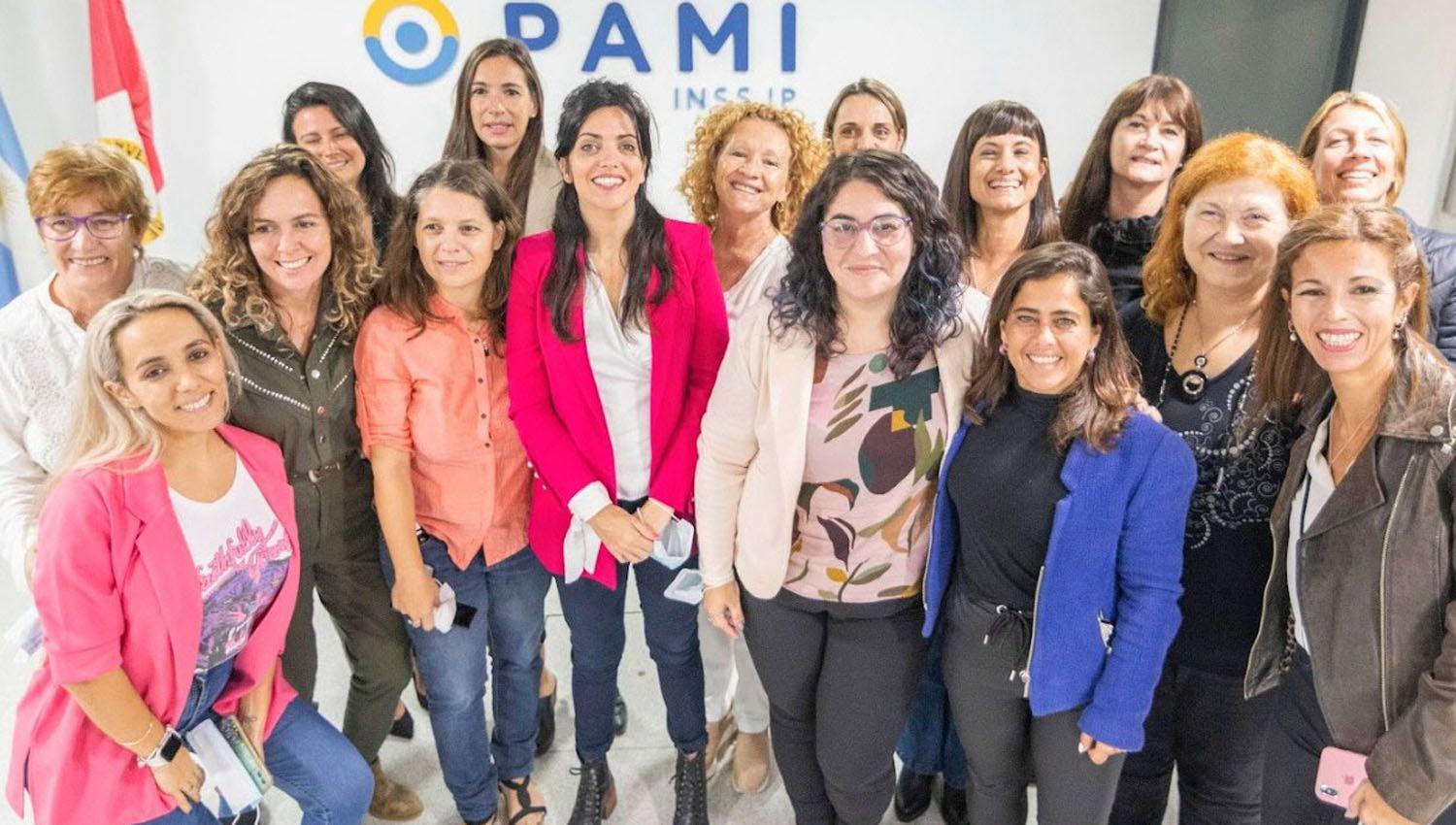 Trabajadoras del Pami recibiraacuten un adicional mensual de 6 mil pesos