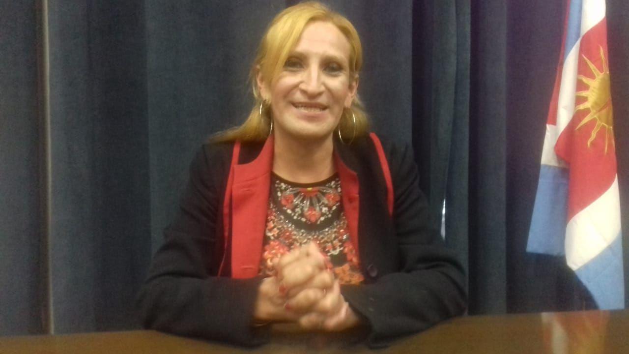 Marisol Brandaacuten actriz trans santiaguentildea protagoniza el documental ldquoTransrdquo