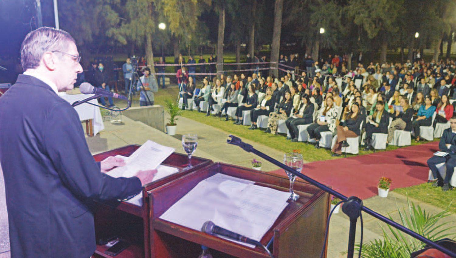 La Ucse realizoacute el acto acadeacutemico de la LXIV Colacioacuten de Grados