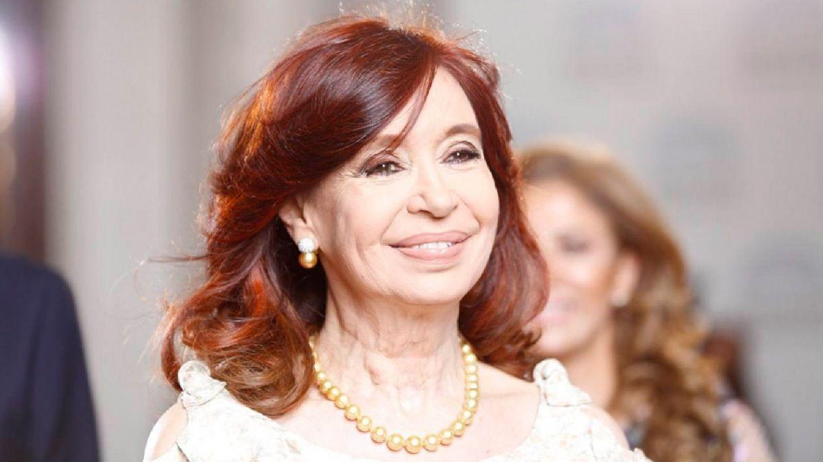 Causa Cuadernos- sobreseen a Cristina Kirchner en un tramo del caso y benefician a empresarios