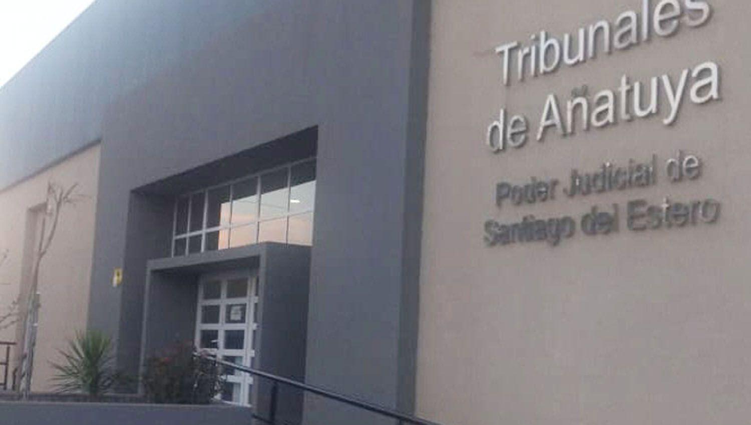 Abusoacute sexualmente de su hija y ahora de su nieta en el interior de General Taboada