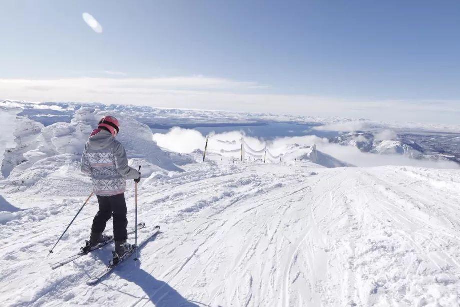 Invierno 2022- esta es la ciudad argentina que salioacute elegida como uno de los mejores destinos del mundo para esquiar