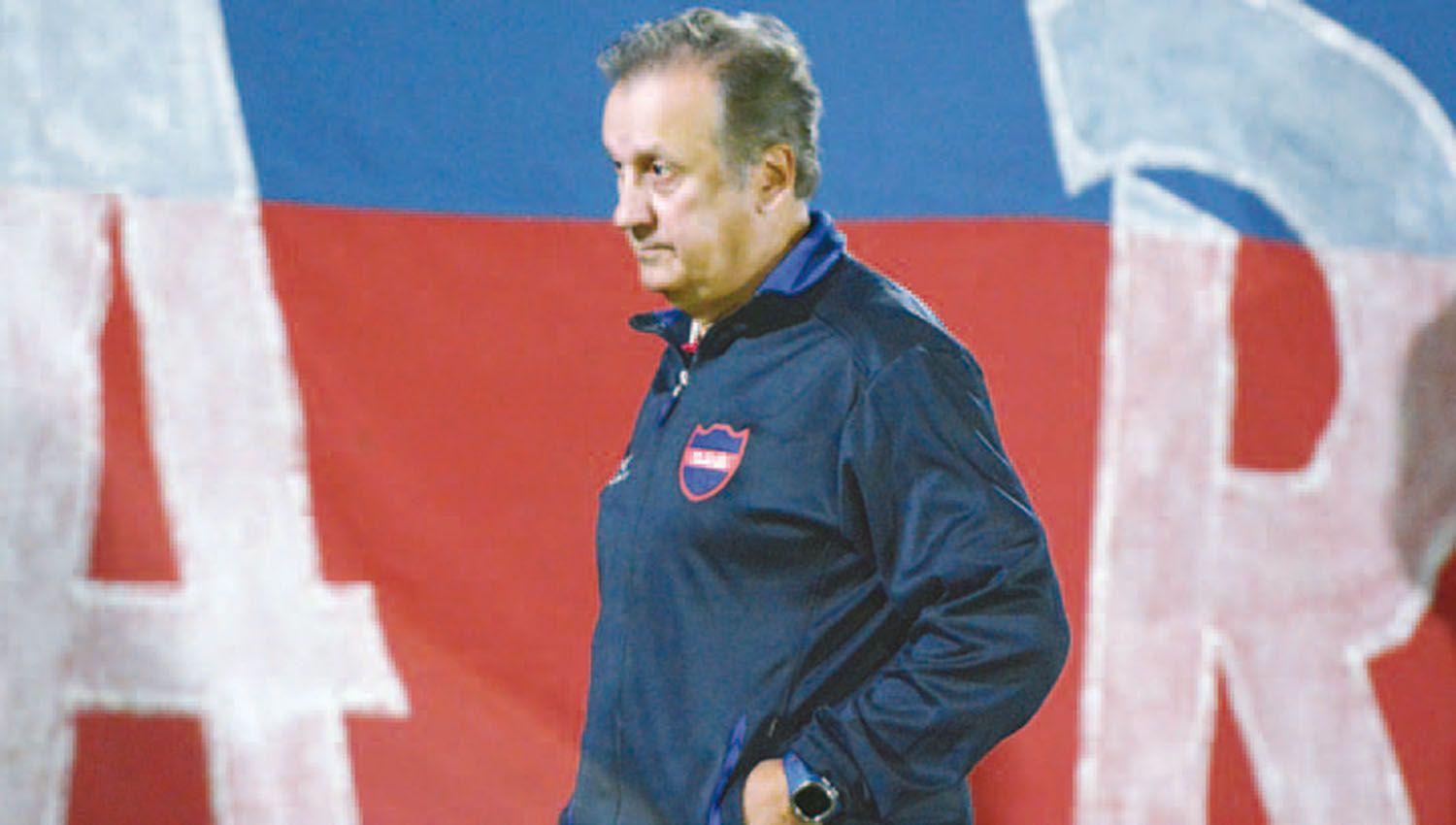 Perazzo empezaraacute a darle forma al equipo