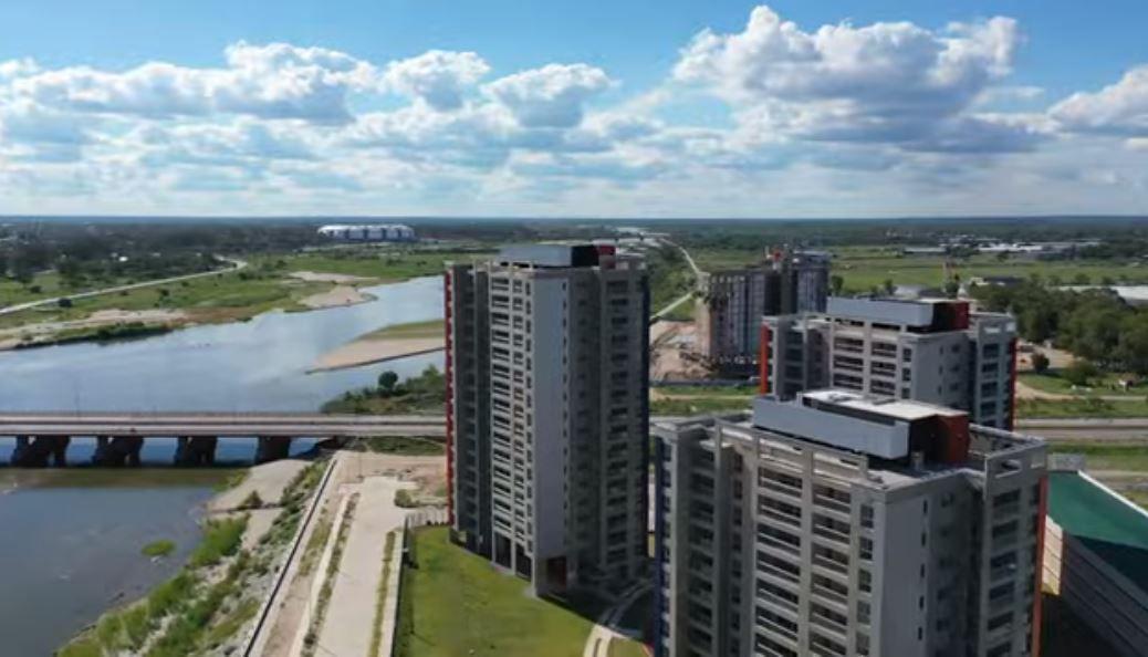 VIDEO Las Torres del Riacuteo 1 cada vez maacutes cerca de ser entregadas