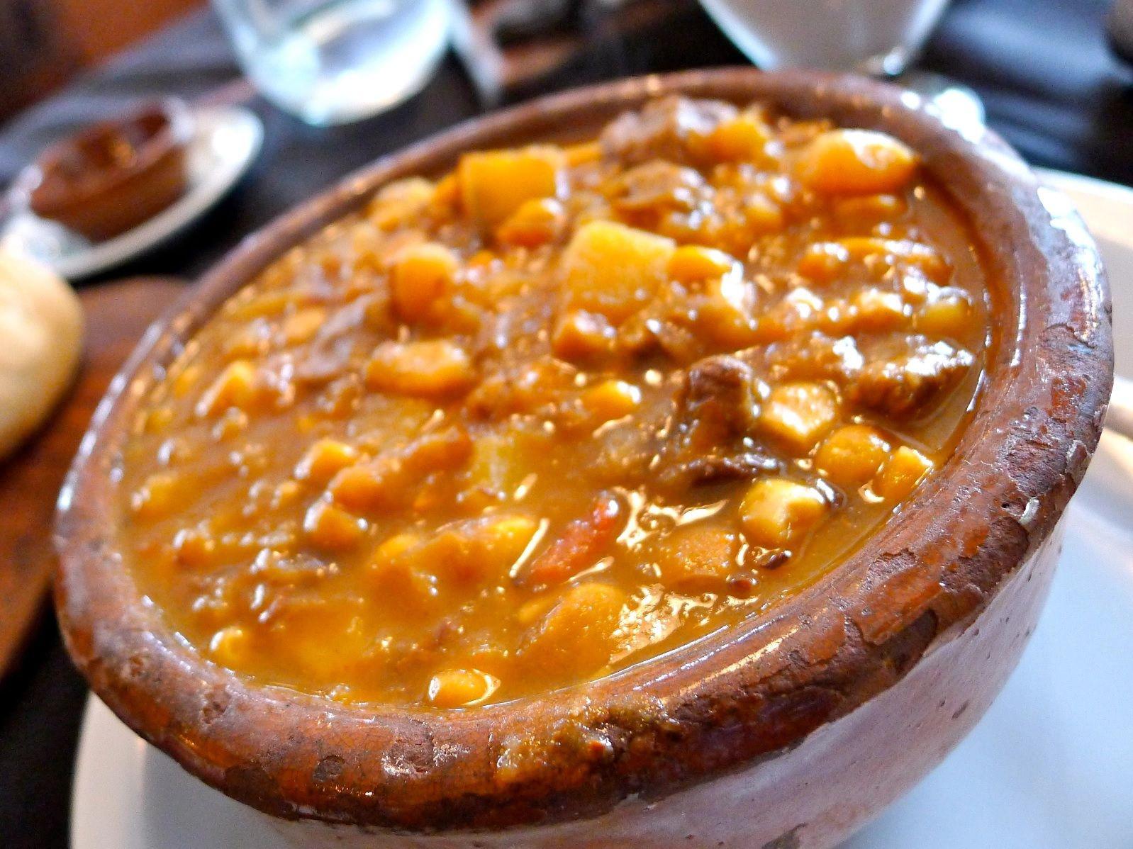 iquestQueacute es un locro y de doacutende viene la palabra