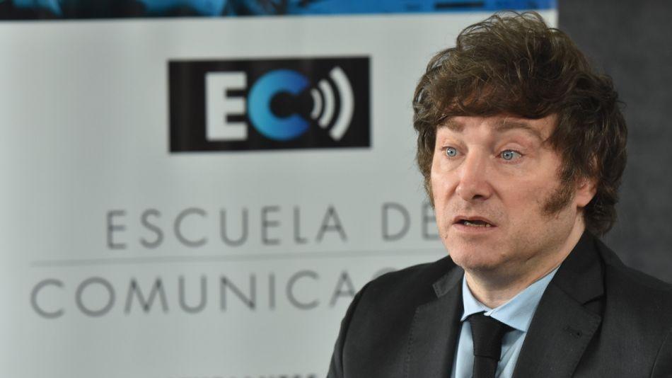 Javier Milei- ldquoEstoy a favor de la libre portacioacuten de armas definitivamenterdquo