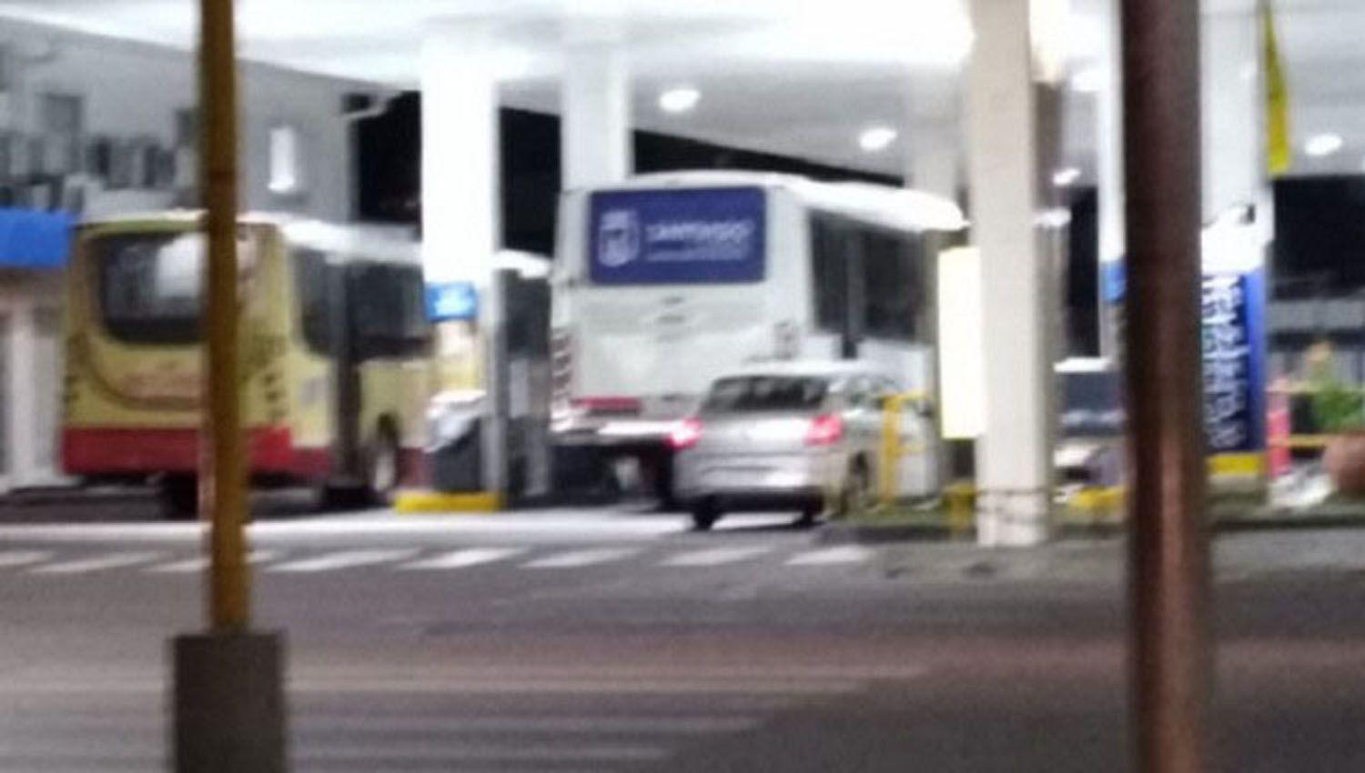 Por la falta de gasoil y el racionamiento en ventas confirman que hay demoras en liacuteneas de colectivos