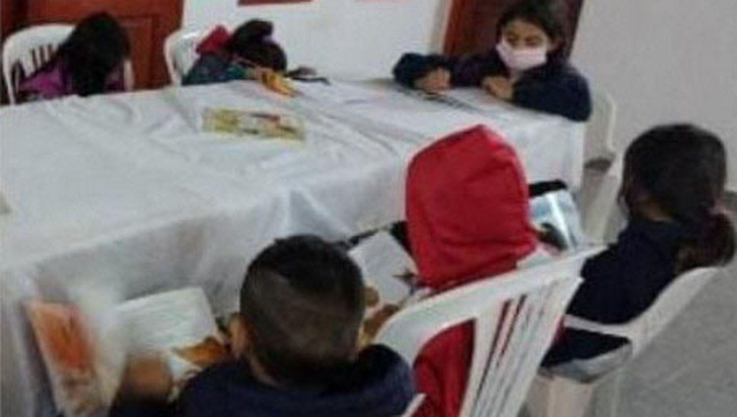 Con actividades grupales fomentan la lectura en nintildeos y adolescentes