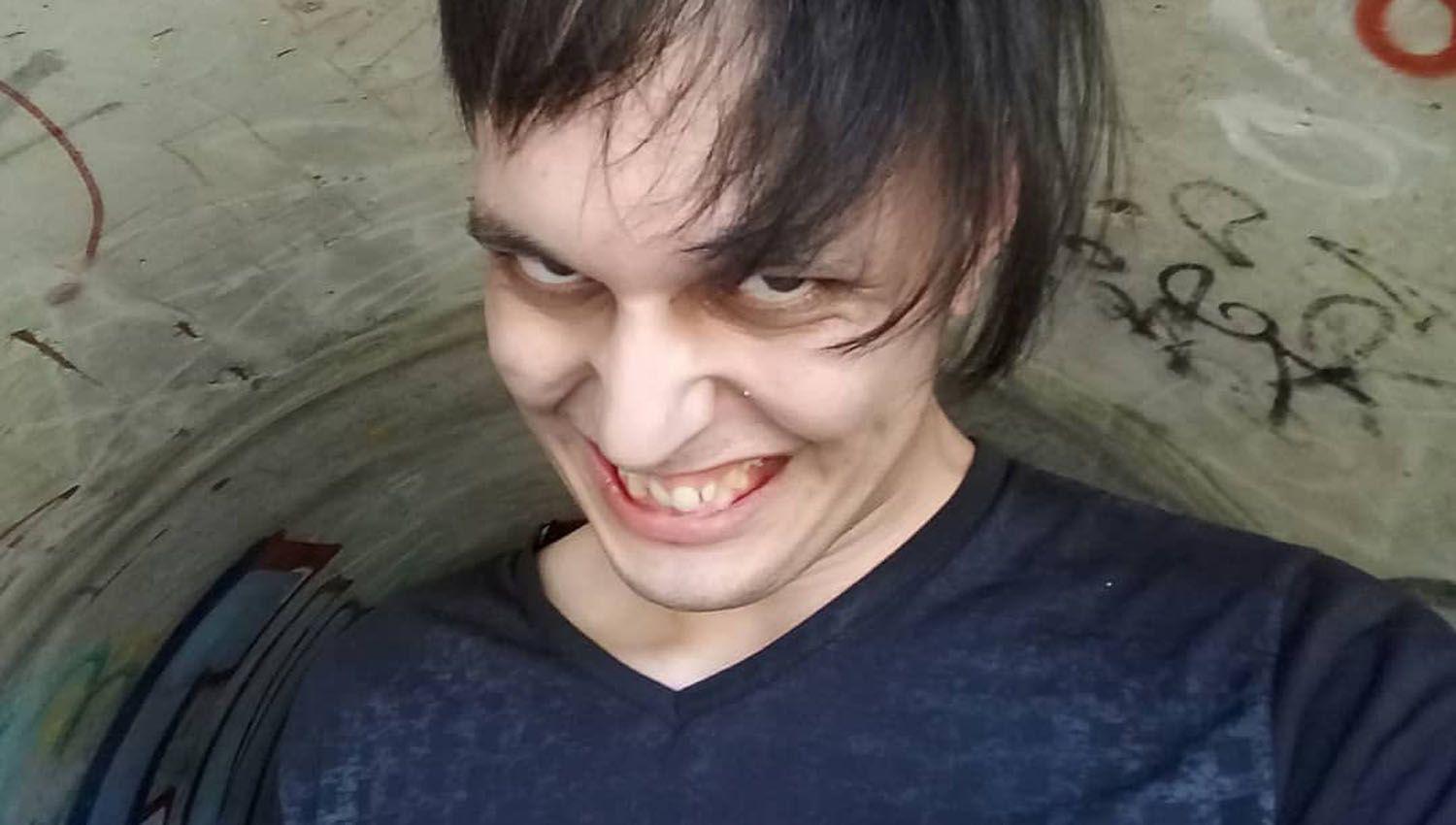 Durante 20 antildeos sufrioacute bullying y ahora trabaja de ldquoasustadorrdquo en YouTube