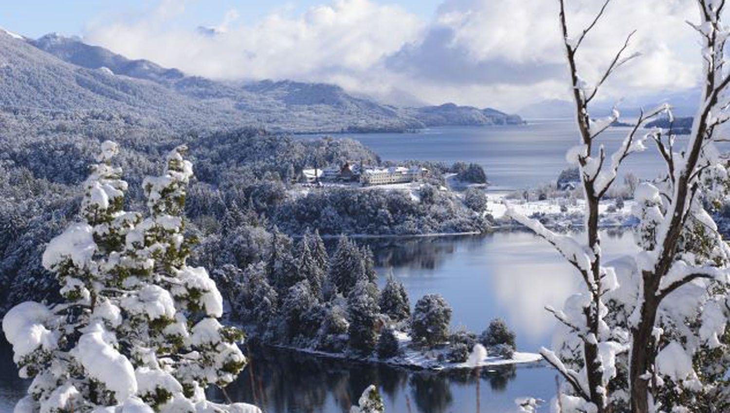 Invierno 2022- esta es la ciudad argentina que salioacute elegida como uno de los mejores destinos del mundo para esquiar