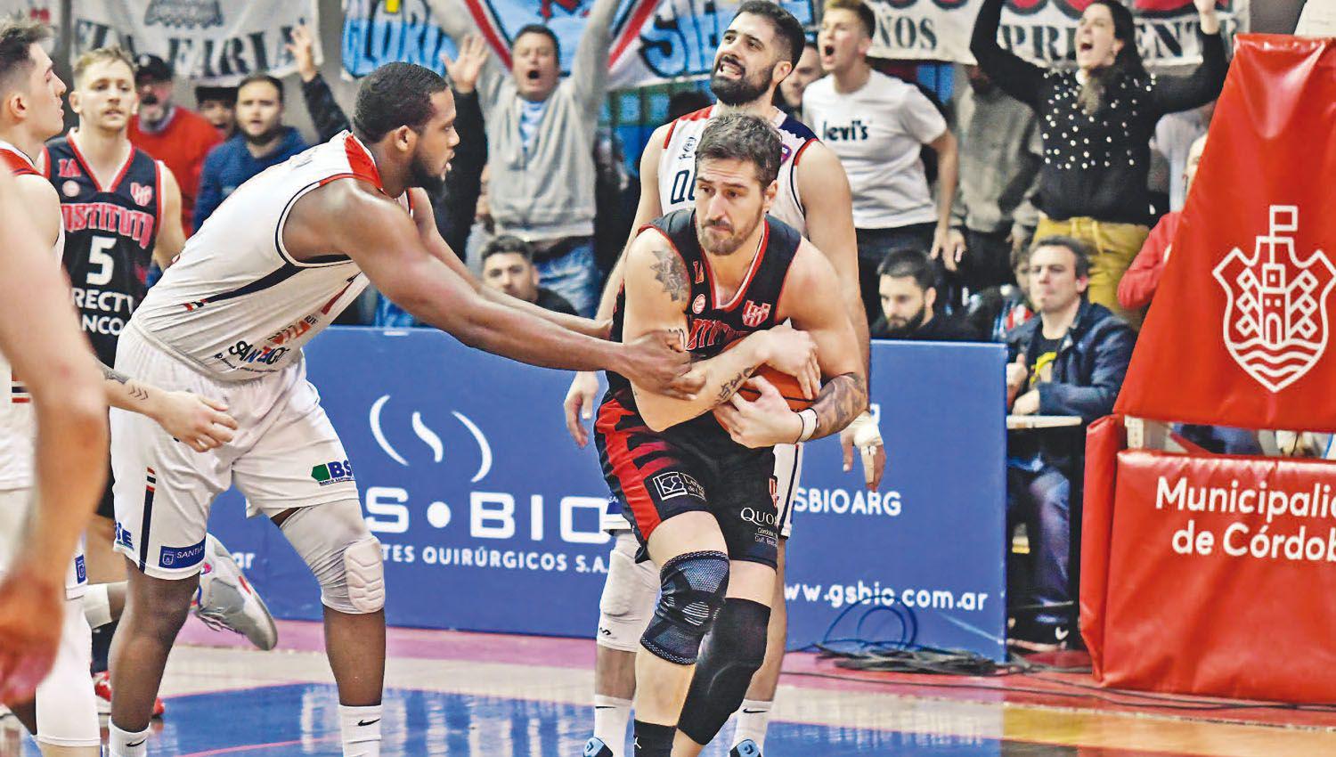 Quimsa tuvo el tiacutetulo en la mano pero Instituto ganoacute y habraacute quinto juego