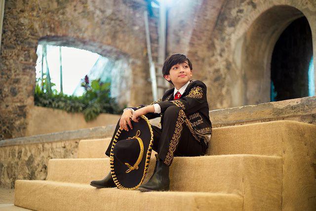 Kenneth Lavill un pequentildeo gigante actor mexicano que luce su talento en ldquoMalverde- El Santo Patroacutenrdquo