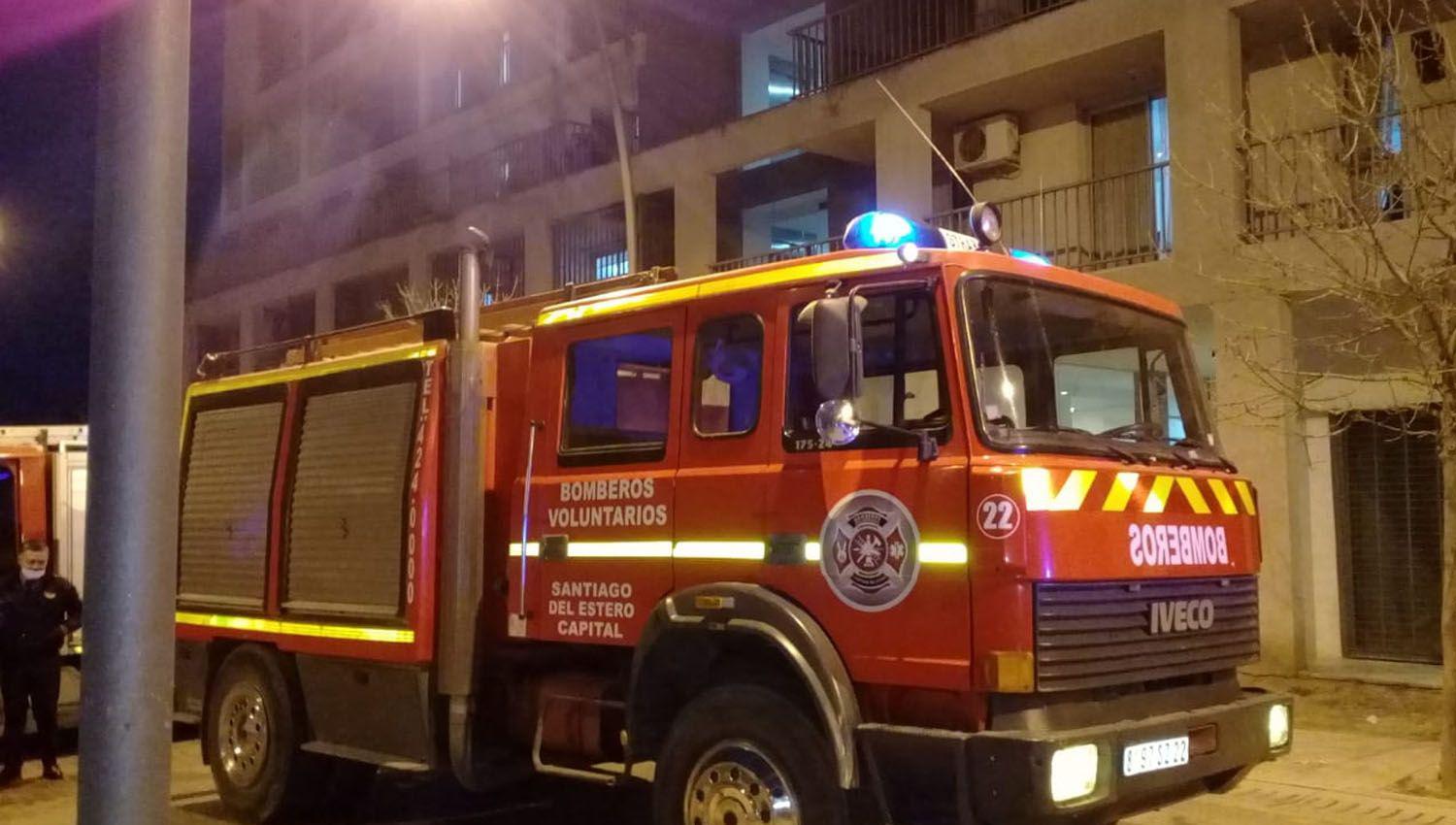 Alarma por incendio en un edificio del barrio Alberdi