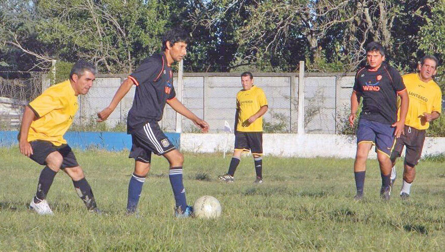 En Friacuteas arranca mantildeana el fuacutetbol amateur con el torneo ldquoLuis Cardozordquo