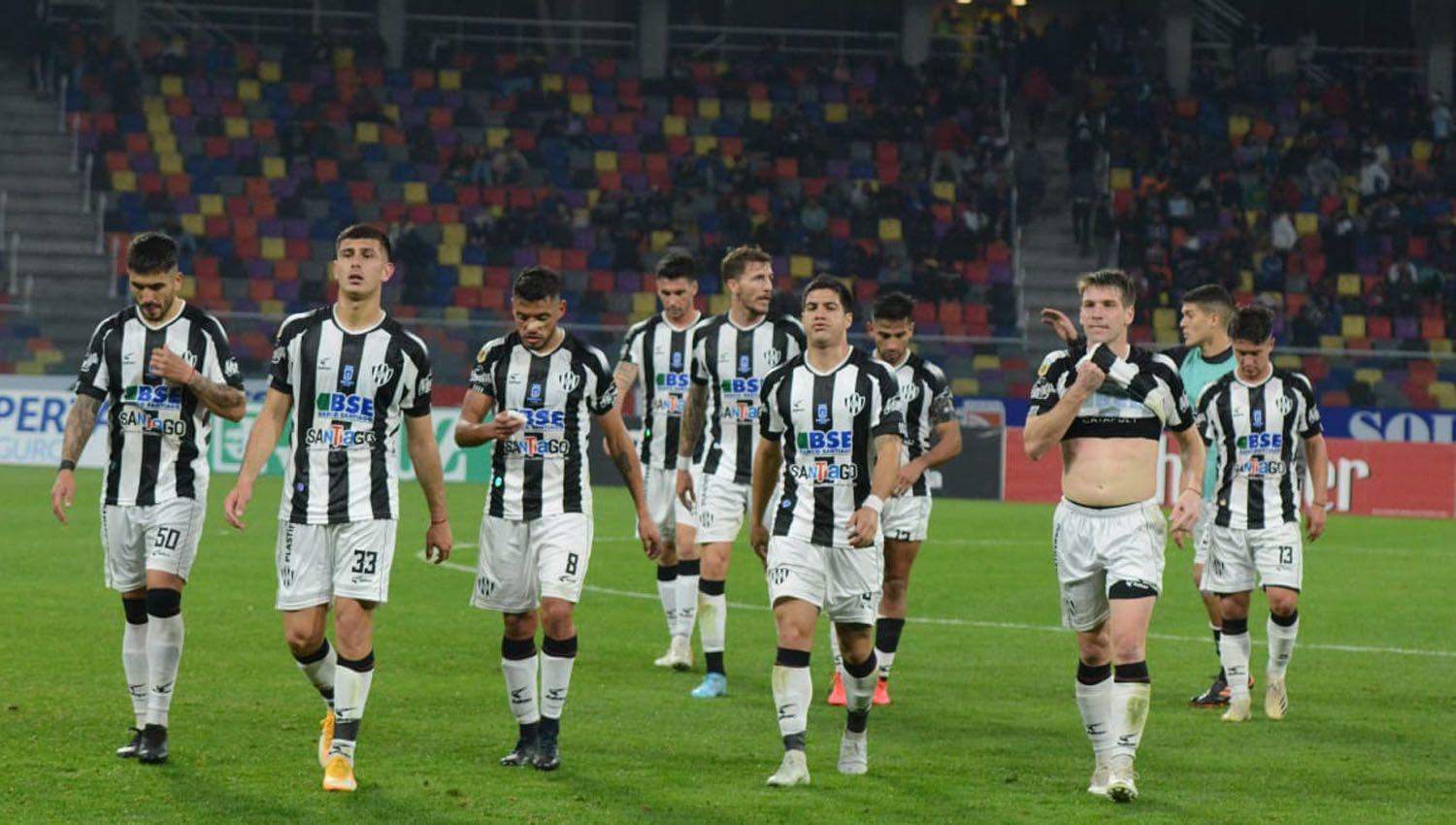 Por el VAR Central Coacuterdoba cayoacute ante el Bicho