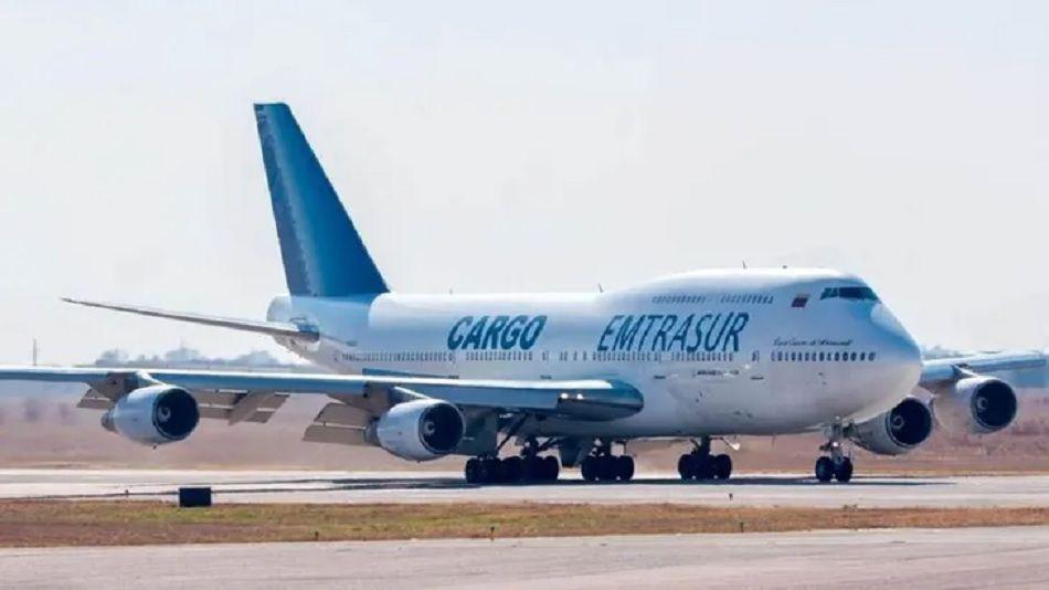 ldquoParece una peliacutecula pero uno de los tripulantes del avioacuten venezolano-iraniacute se operoacute la cara en Cubardquo