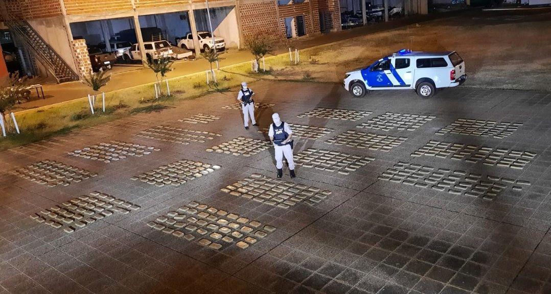 Golpe al narcotraacutefico- secuestran casi 3000 kilos de marihuana valuados en una millonaria cifra