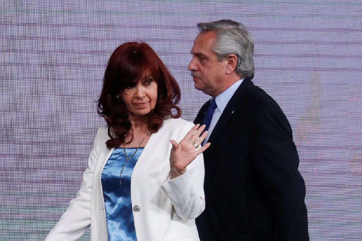 Alberto Fernaacutendez recibioacute a Cristina Kirchner en la Quinta de Olivos