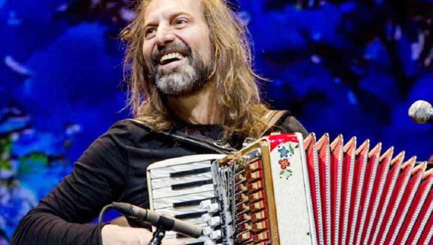 Chango Spasiuk trae los infinitos rostros del chamameacute a Santiago del Estero