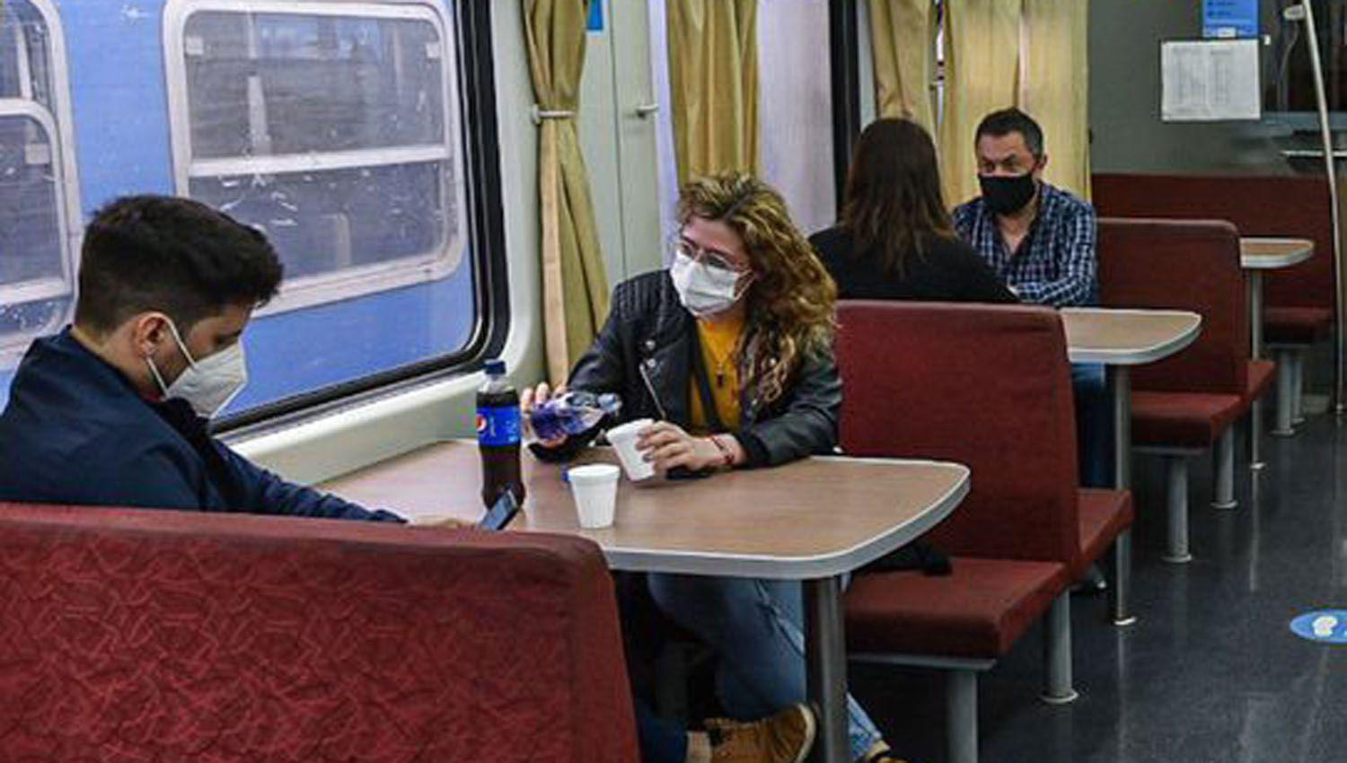 Ya se venden pasajes en tren para agosto