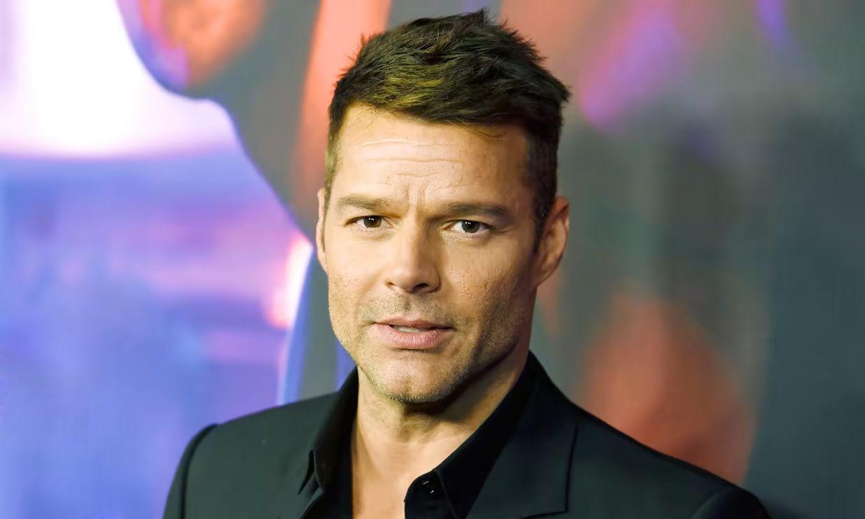 Ricky Martin y un diacutea decisivo- se presenta en la Corte acusado de violencia domeacutestica