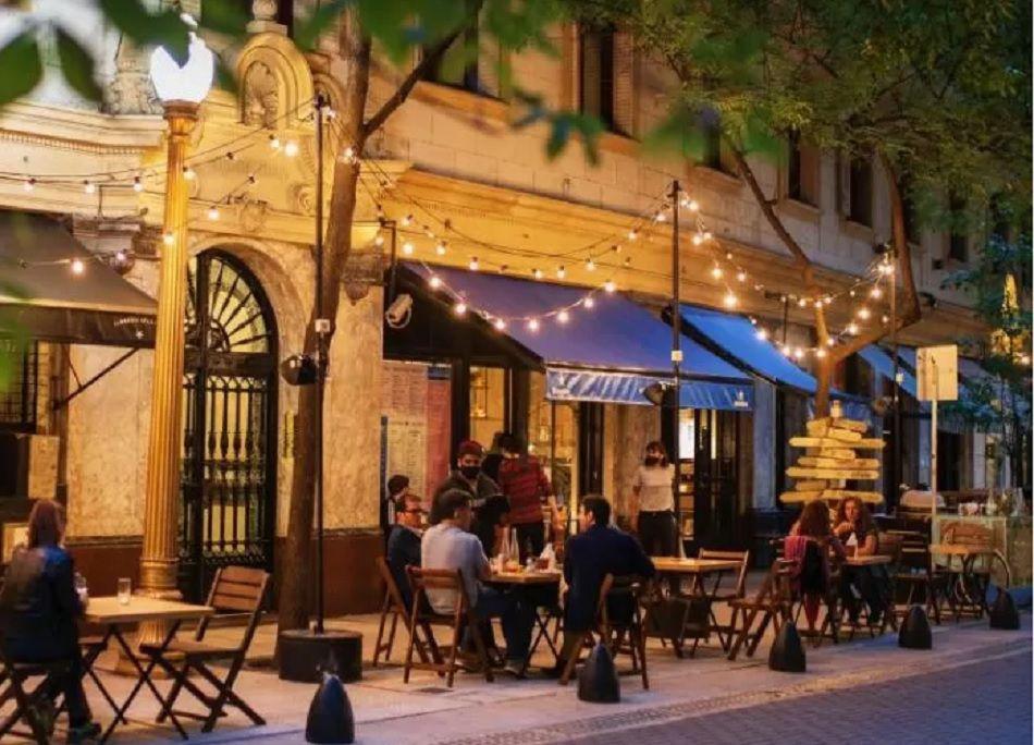 Esta es la calle maacutes parisina de todo Buenos Aires- tiene las mejores cafeteriacuteas y galeriacuteas de arte maacutes reconocidas