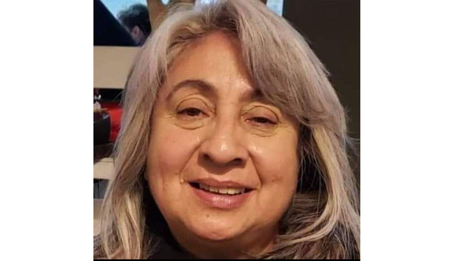 Elia Ester Chiqui Moreno- Tratar de unir a la sociedad y apoyar a la educacioacuten en todos sus niveles