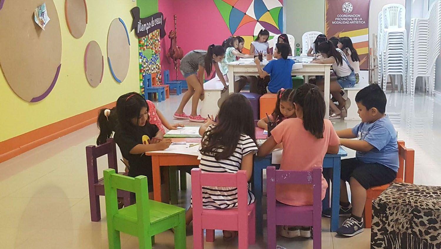 Daraacuten comienzo hoy los talleres gratuitos para los nintildeos y adultos