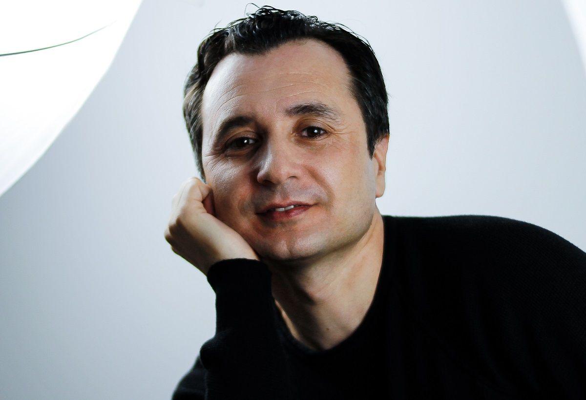 Sergio Herlin lanzoacute su versioacuten de ldquoEn septiembre fuiste miacuteardquo