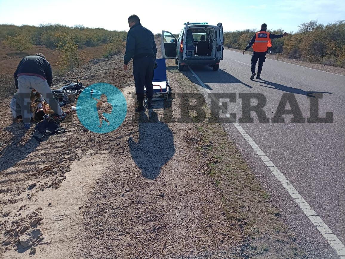 Derrape mortal en el interior santiaguentildeo- la viacutectima fue atendida pero fallecioacute camino al hospital