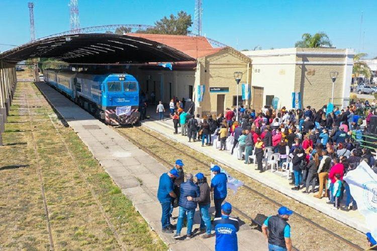 Mantildeana vuelve el tren de pasajeros La Banda - Fernaacutendez- horarios de las formaciones