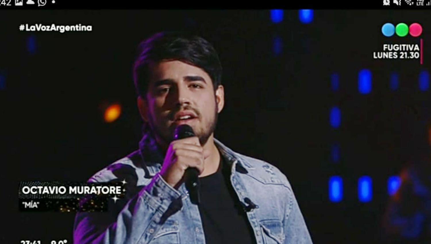 VIDEO Octavio Muratore ldquonoqueoacuterdquo a su compantildeero con un bolero y sigue en La Voz Argentina