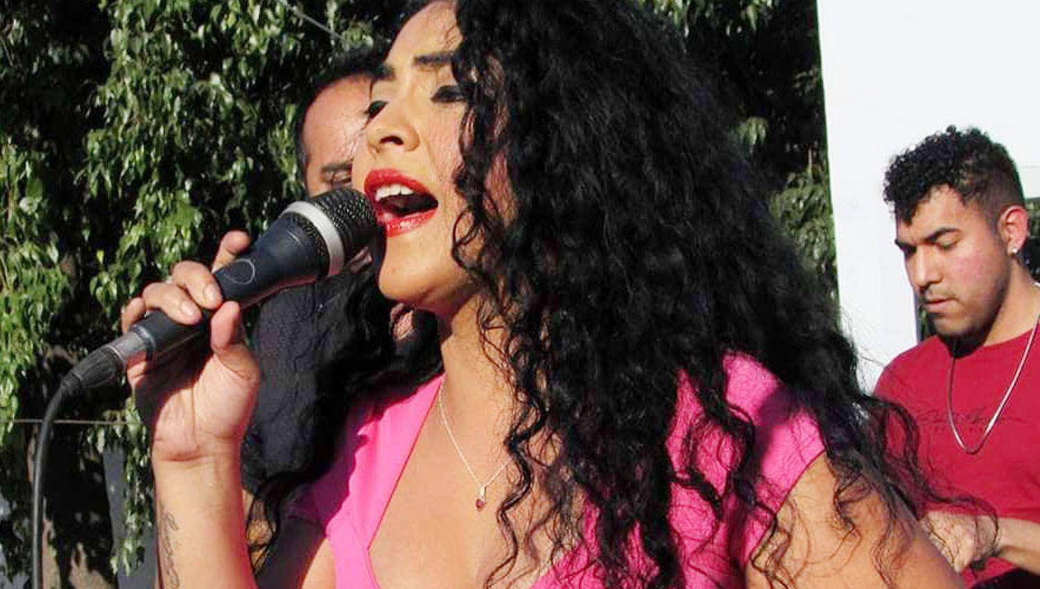 Guaracha al estilo de ldquoLa Morocha Santiaguentildeardquo