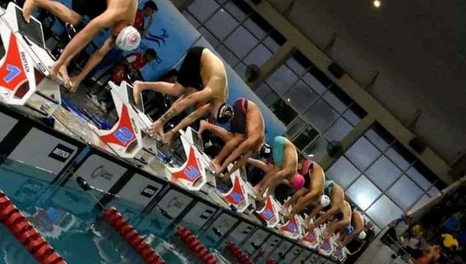 Nadadores termentildeos representaraacuten a la ciudad en los Juegos Evita 2022