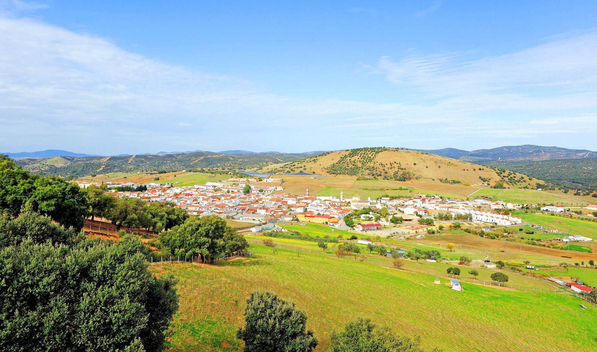 Emigrar a Espantildea- los 7 pueblos maacutes baratos para comprar una propiedad con paisajes de ensuentildeo